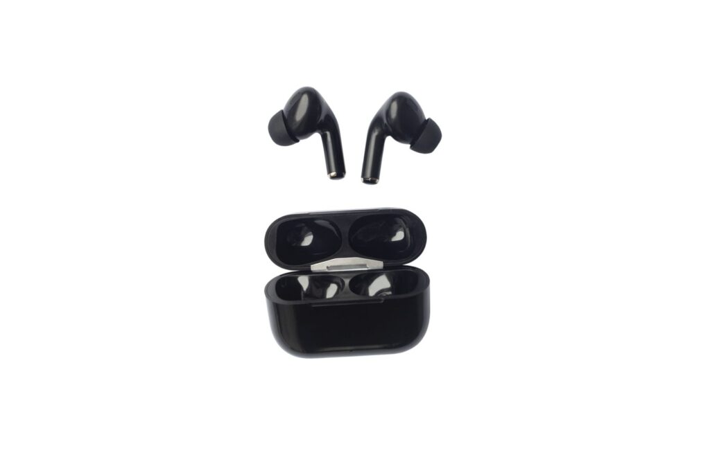 Wireless earbuds and charging case for the best earbuds under 1500 guide